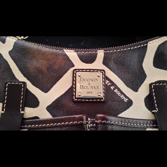 Dooney and bourke ‘safari’ NWT - Picture 2 of 8